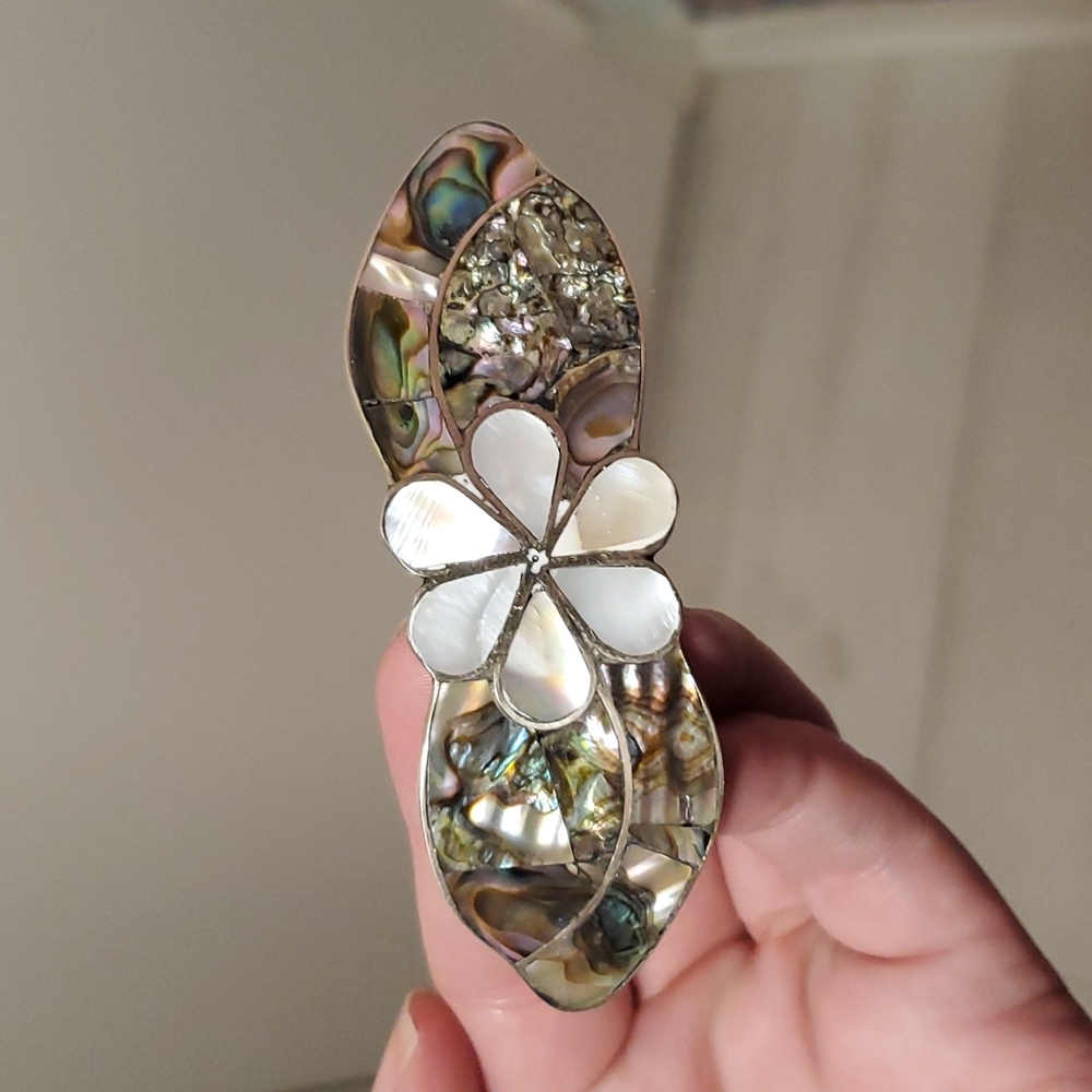Artsy Opal Barrett